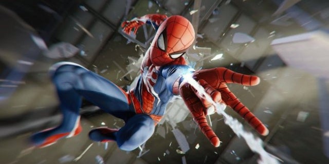 Los fanáticos de Spider-Man reaccionan a Cosplayer Building Web durante la auto cuarentena