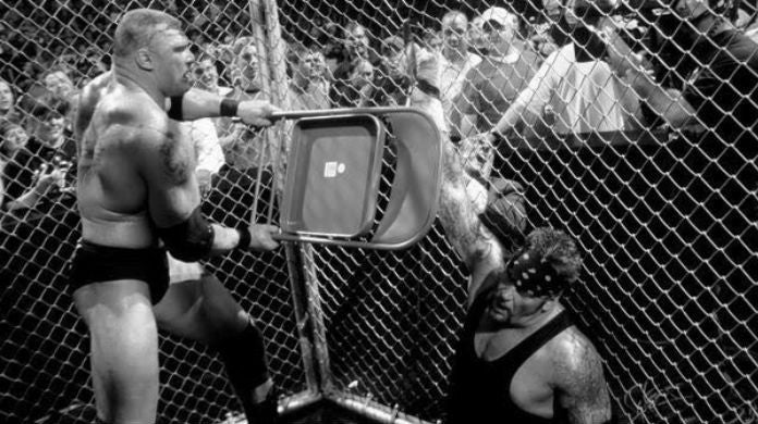 Brock-Lesnar-Undertaker-Hell-in-a-cell