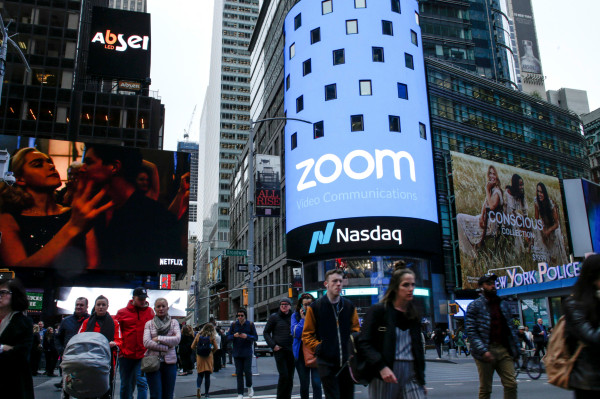 Mirando hacia atrás al ascenso de Zoom un año después de que se hizo público