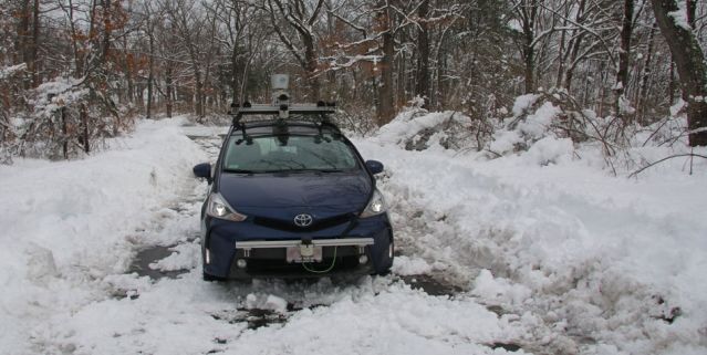 Para ayudar a los autos autónomos a navegar por la nieve, los investigadores están mirando bajo tierra