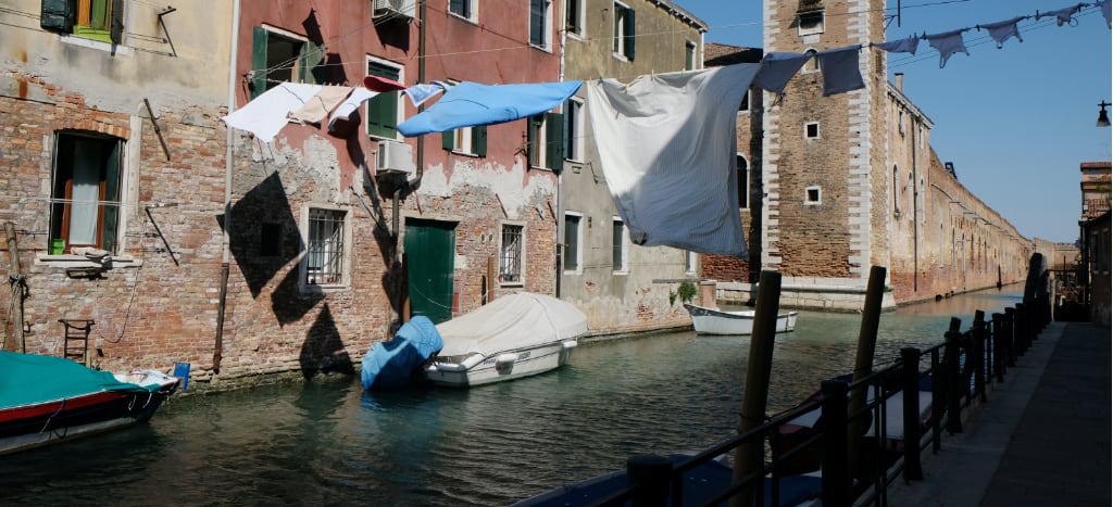 Tras repunte en muertes, Italia prepara regreso de 2.7 millones de trabajadores