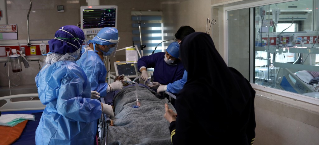 Decesos por coronavirus en Irán rebasan los 3 mil casos