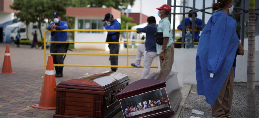Ecuador alista “campamento especial” para muertos por Covid-19