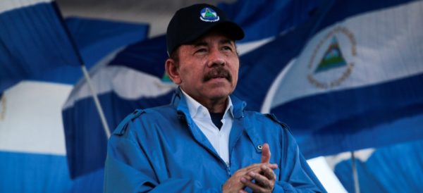 Reaparece presidente de Nicaragua tras ausencia de más de un mes en crisis