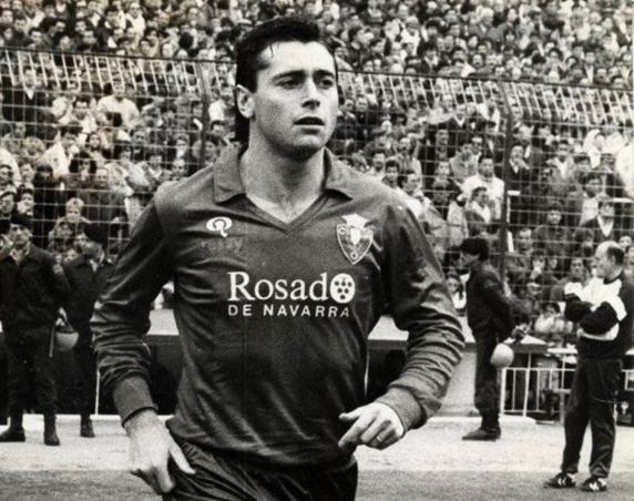 Michael Robinson debutó con Osasuna en enero de 1987