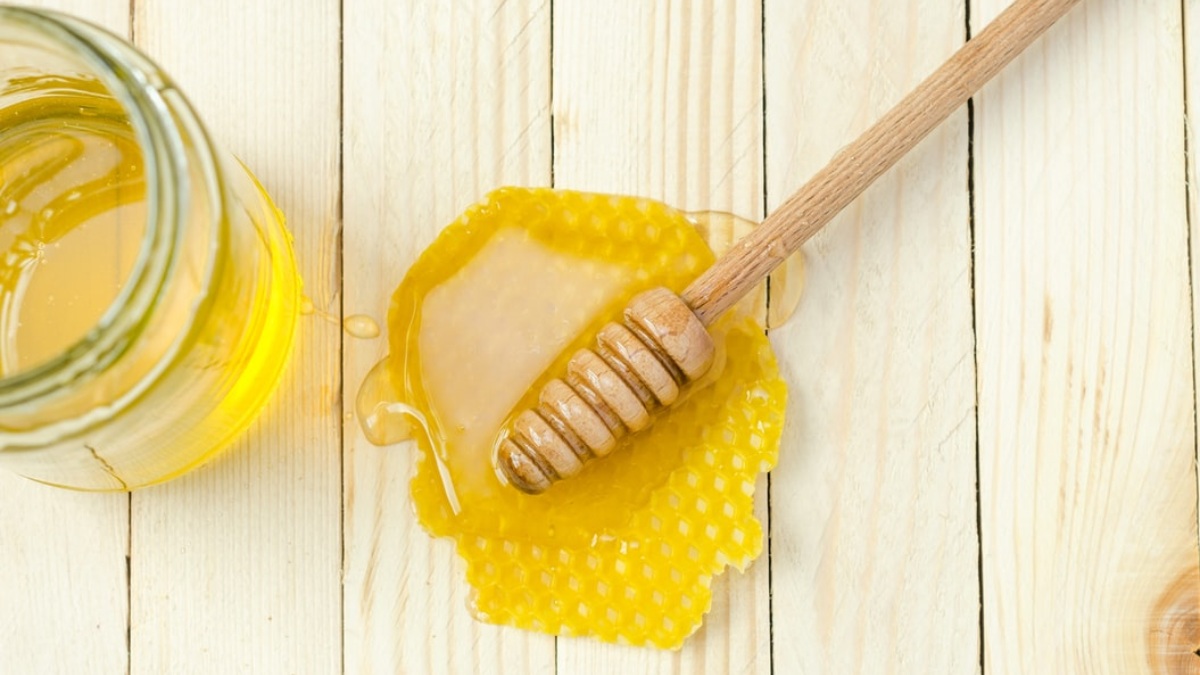 Cómo preparar una mascarilla de miel hidratante