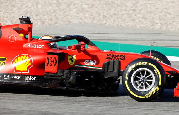 Vettel, con su Ferrari de 2020