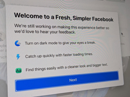 El rediseño de Facebook se activa con la navegación simplificada y el modo oscuro