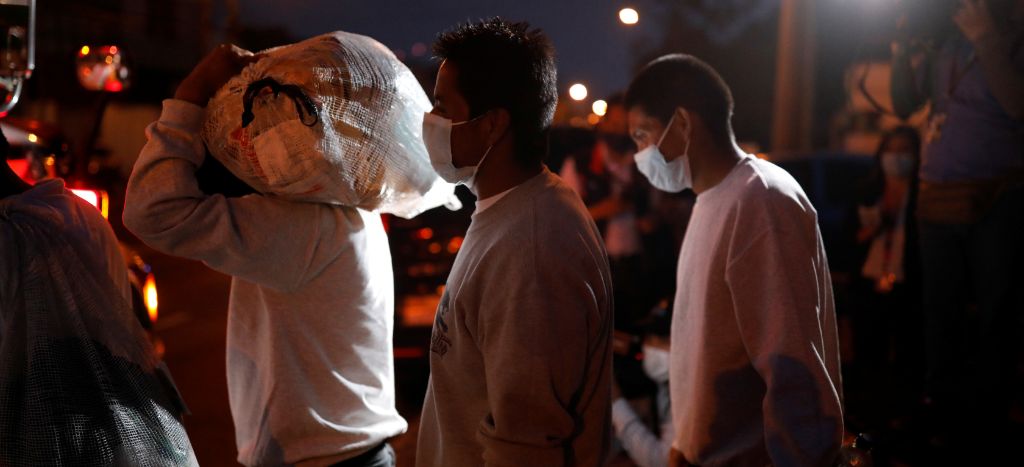 En pandemia se desploman cruces de migrantes de México a EU