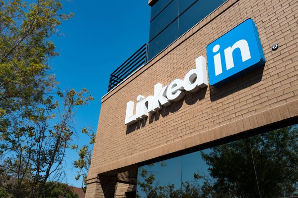 Crunch diario: LinkedIn se duplica en eventos virtuales