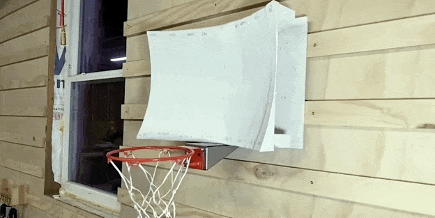 Este Engineer's Never-Miss Basketball Hoop hará que cualquiera se parezca a Jordan