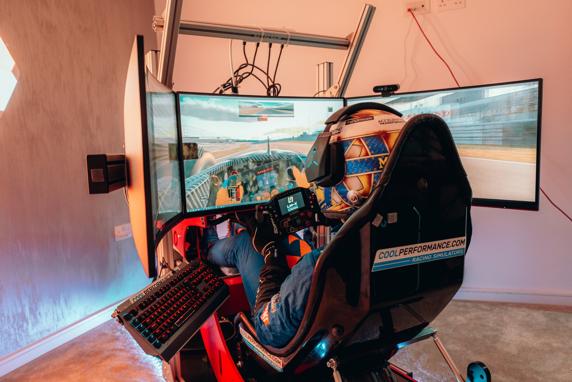 Lando Norris, junto a Max Verstappen, es uno de los pilotos más adictos a este tipo de competiciones virtuales y a los simuladores