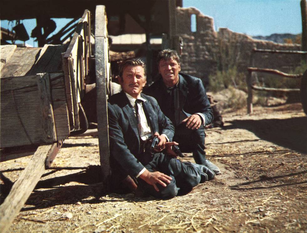 Burt Lancaster y Kirk Douglas en una obra cumbre del cine del oeste, 'Duelo de titanes' (1957).