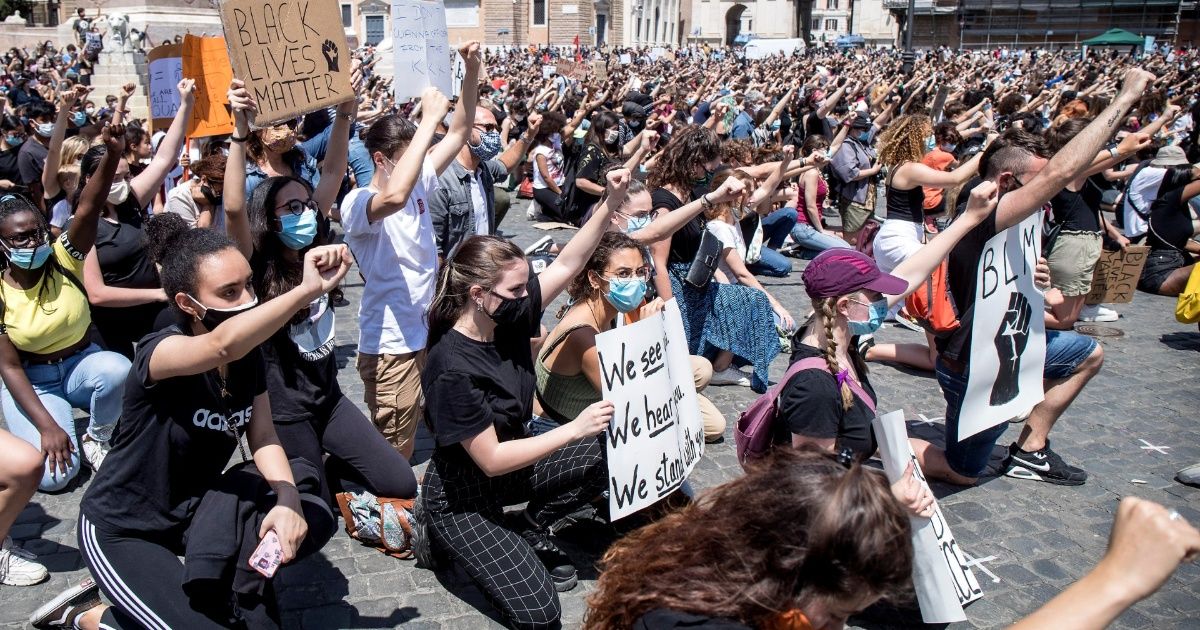 Europa: las protestas callejeras pueden acelerar la llegada de una segunda ola de contagios