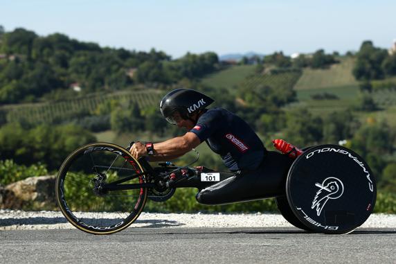 Alex Zanardi logró varias veces el récord del mundo de Ironman