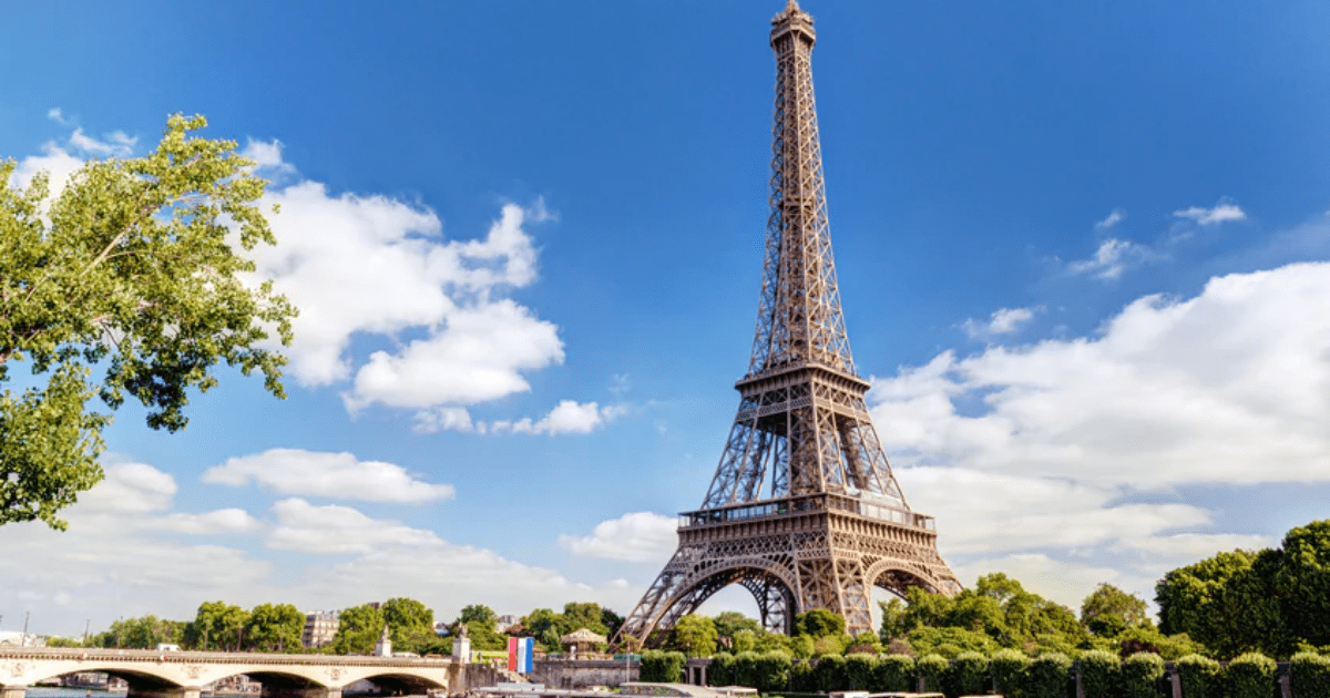 Reabrió la Torre Eiffel luego de tres meses cerrada: cómo es el protocolo para visitarla