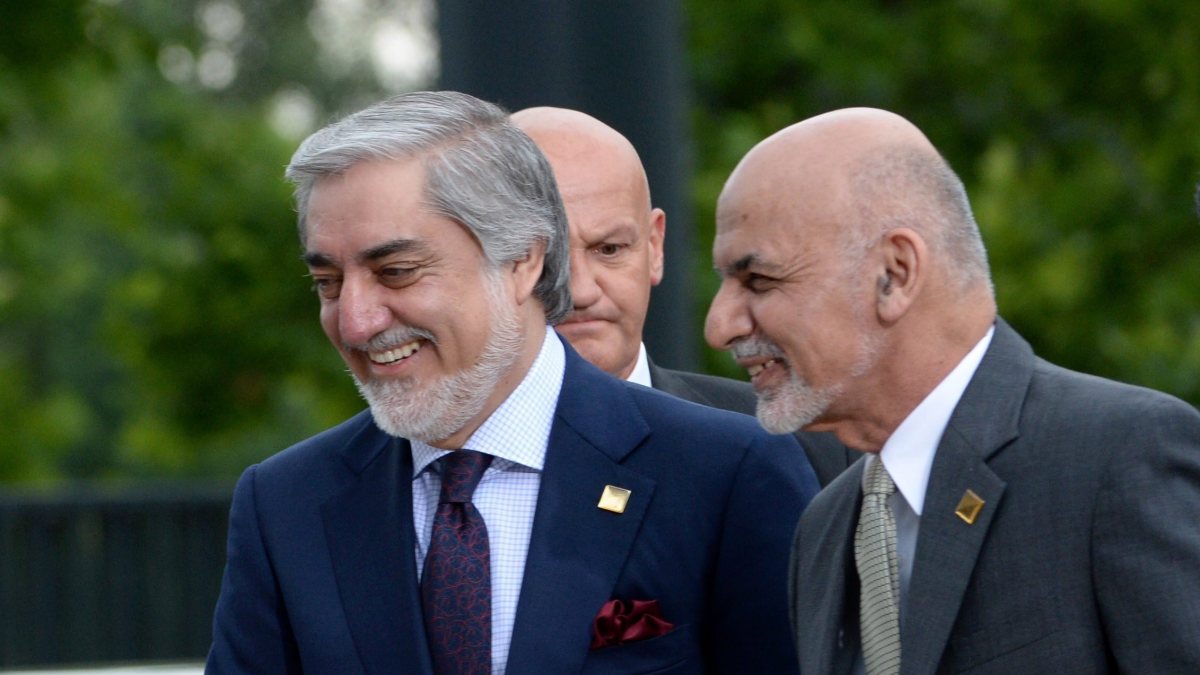 Alcanzan inusual acuerdo para compartir el poder en Afganistán
