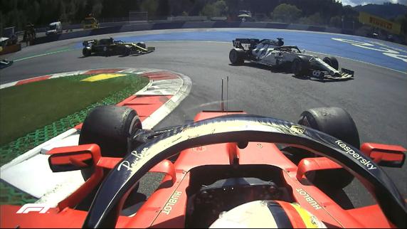 Vettel tocó a Sainz en el GP de Austria de F1 2020