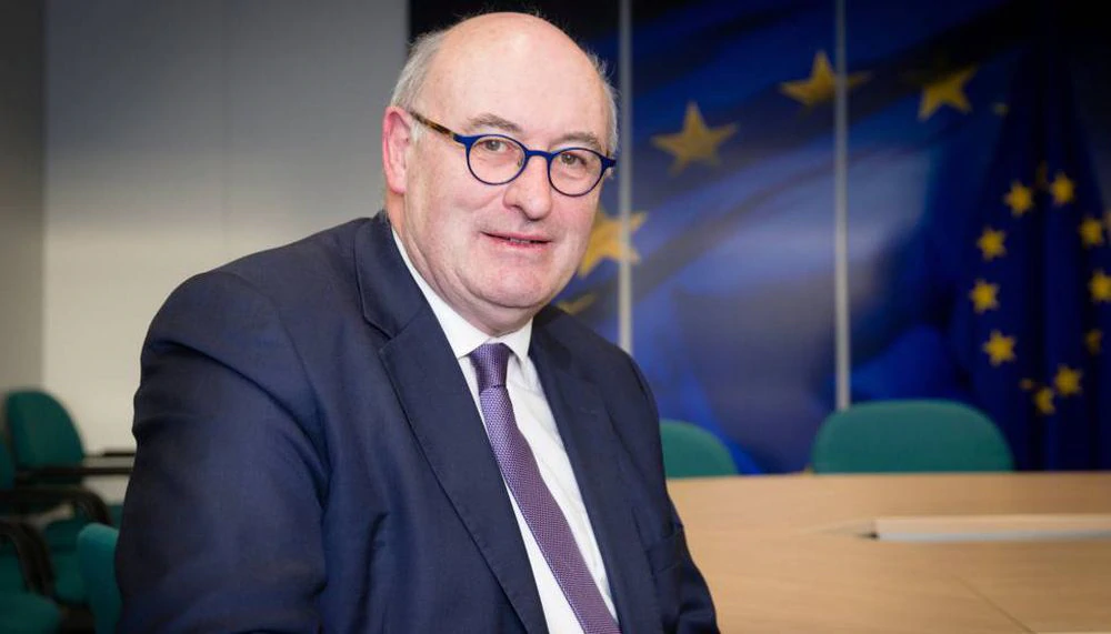 Phil Hogan, comisario europeo de Comercio: “La UE está preparada para aplicar sus sanciones a EE UU”