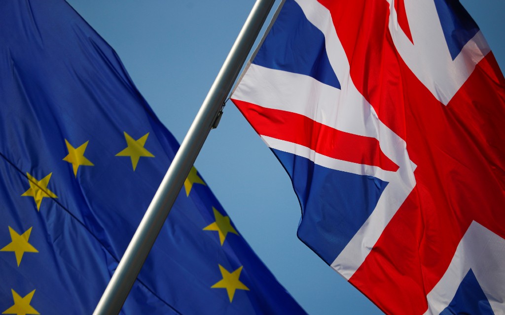 UE ve ‘poco probable’ acuerdo comercial ante postura de GB por Brexit