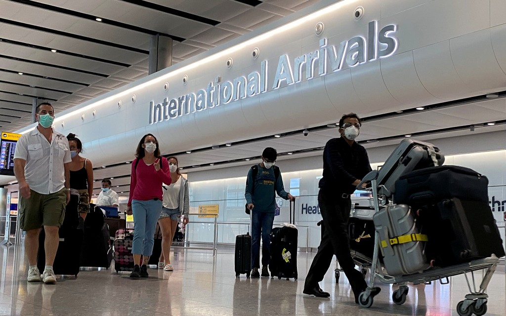 Brasil reabre sus fronteras aéreas a extranjeros