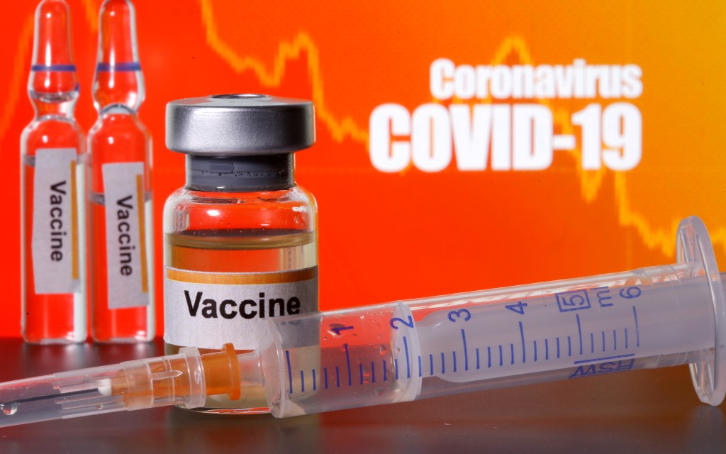 Científicos de EU piden incluir a minorías en desarrollo de vacunas contra Covid