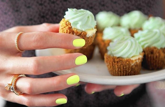 Color lima, la tendencia en manicura de uñas que esperabas