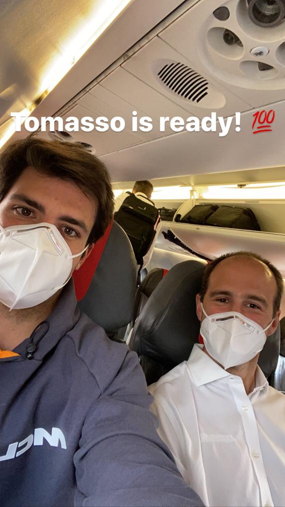 Sainz, en el vuelo de McLaren hacia Austria