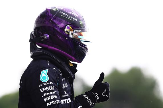 Hamilton, golpe a Bottas con la pole en Hungría; Sainz, noveno