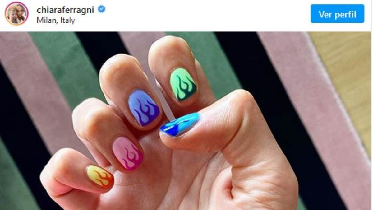 Instagram: Divertidas uñas de color, lo último de Chiara Ferragni
