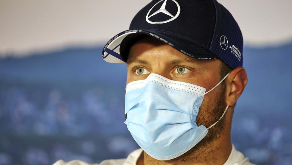 Bottas, “ni pánico ni prisa” por firmar su renovación con Mercedes