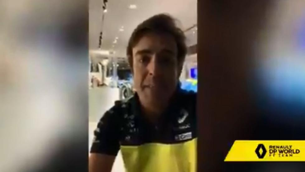 Alonso ya viste los colores de Renault