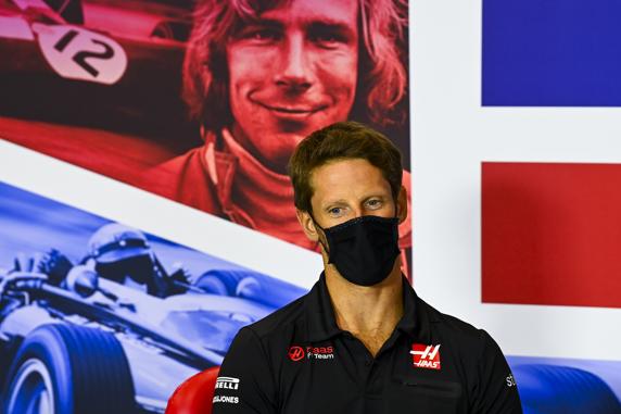 Grosjean en la rueda de prensa del GP del 70 aniversario de la F1