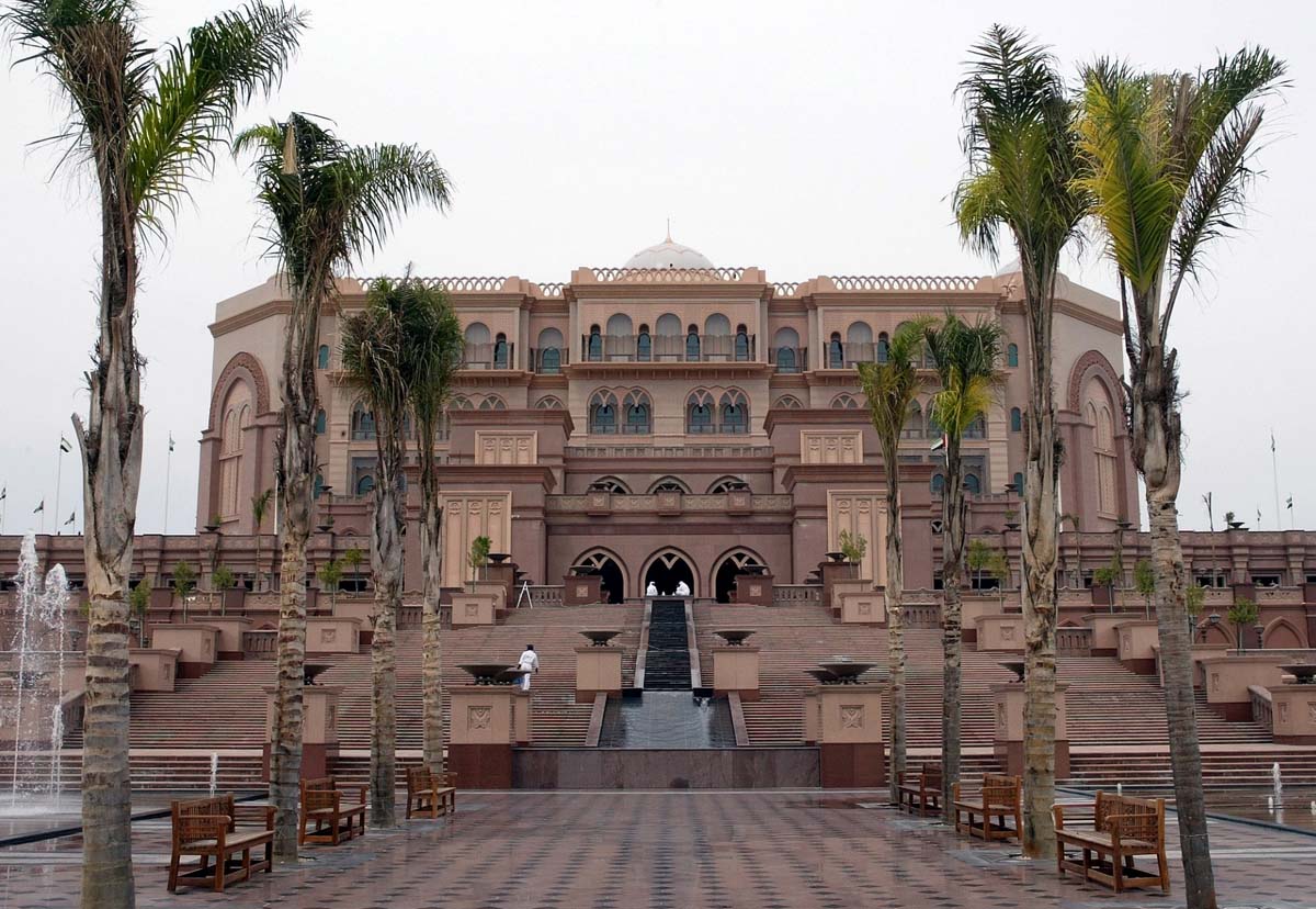 Una de las fachadas del Hotel Emirates Palace, en Abu Dabi / GTRES