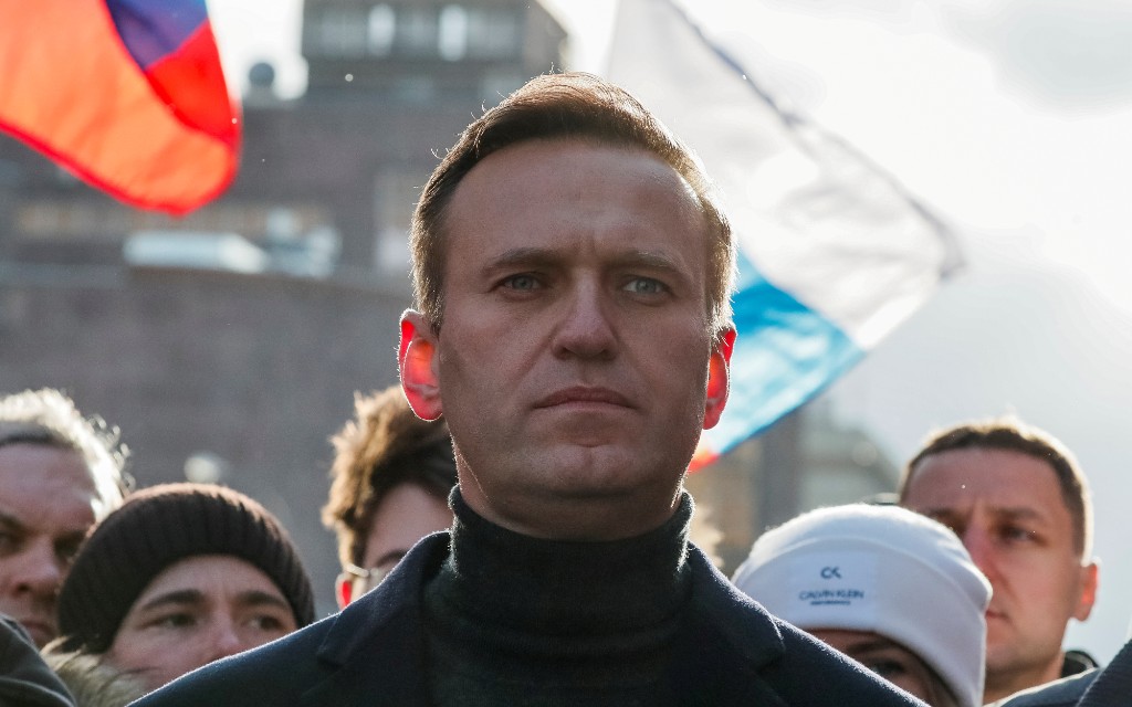 El opositor ruso Alexei Navalny permanece en coma tras un presunto envenenamiento