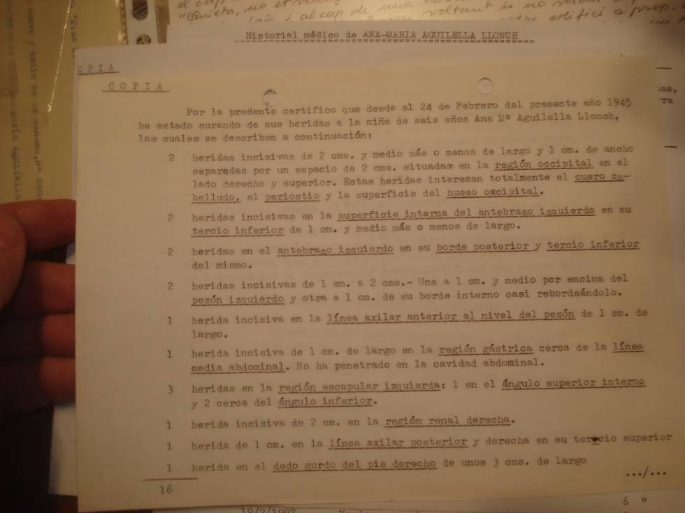 Copia de un informe médico de Anna Maria Aguilella, con un recuento de sus heridas.