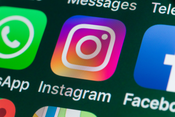 El lanzamiento del décimo aniversario de Instagram presenta un mapa de historias, íconos personalizados y más