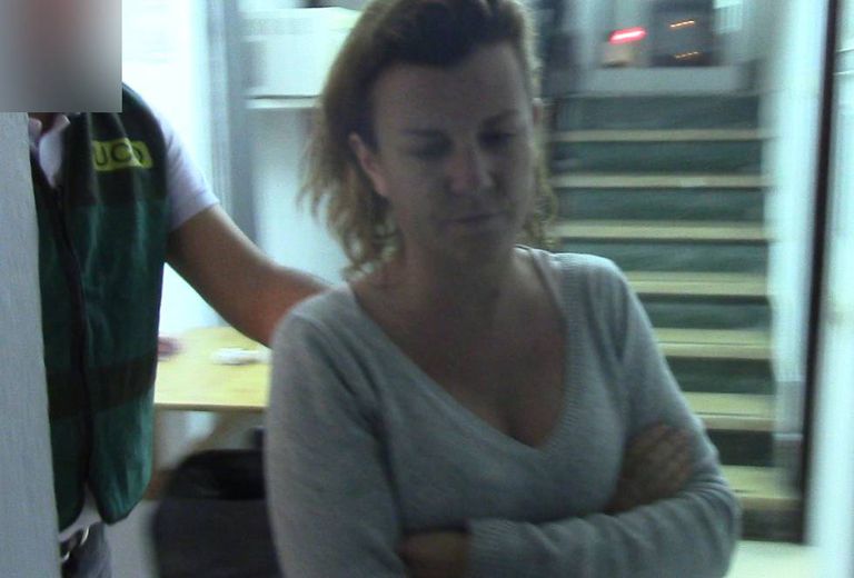 Isabel Mazarro, tras su detención en 2017 por la Guardia Civil.