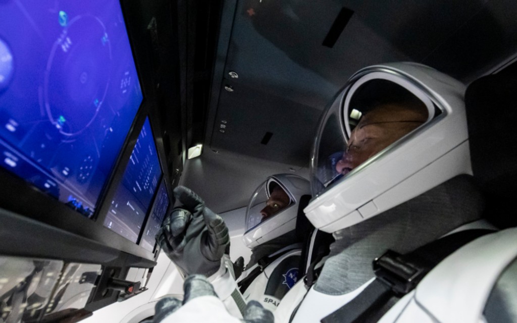 Astronautas de la SpaceX están listos para volver a la Tierra en la Crew Dragon | Videos