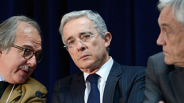Colombia: el expresidente Álvaro Uribe da positivo por COVID-19