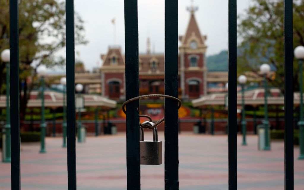 Disney vuelve a cerrar parque en Hong Kong por aumento de casos de coronavirus