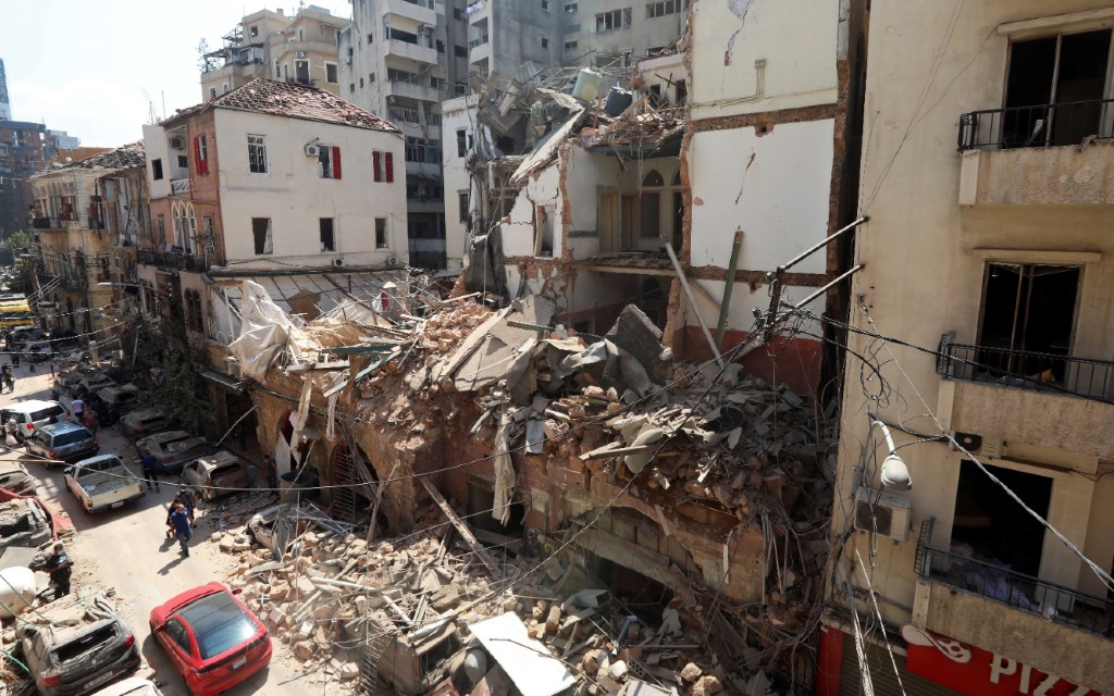 La mitad de Beirut, destruida; 300 mil perdieron su hogar: embajador