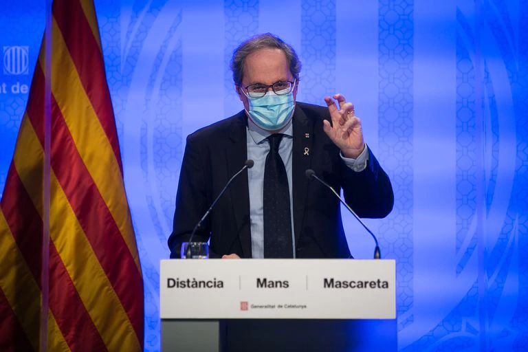 El presidente de la Generalitat, Quim Torra, durante el anuncio de las nuevas medidas para combatir la pandemia.