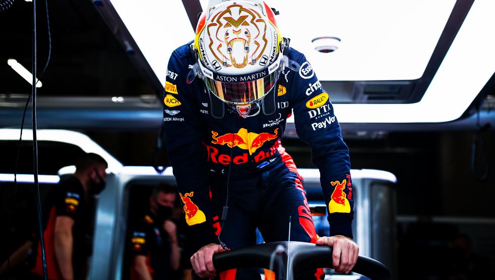 Verstappen: “No creo que pueda luchar por la pole con los Mercedes”