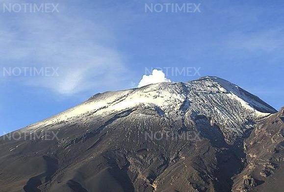 Popocatépetl emite 244 exhalaciones en las últimas 24 horas