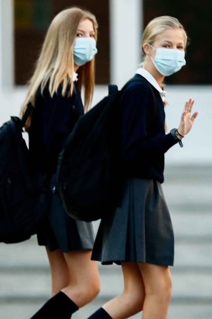 Las hijas de los Reyes de España ya han comenzado el colegio y lo hacen entre estrictas medidas de seguridad sanitaria / GTRES