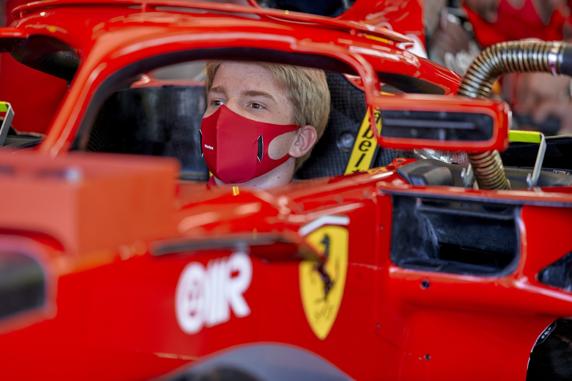 Robert Shwartzman, en un test con Ferrari en Fiorano previo a su debut en unos entrenamientos libres en F1 en Abu Dhabi