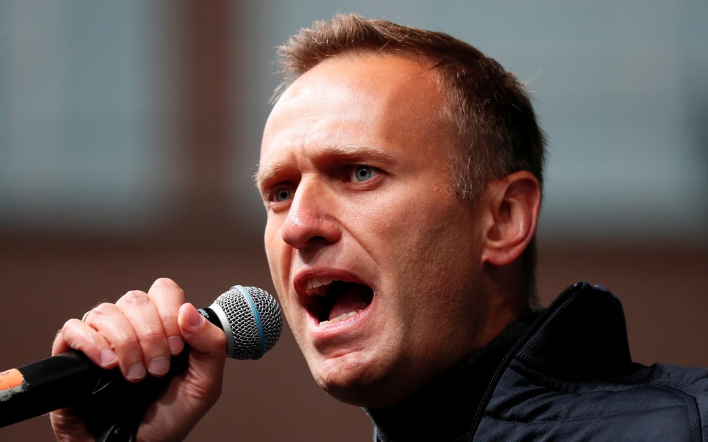 Alexei Navalni sale del coma y responde a estímulos verbales