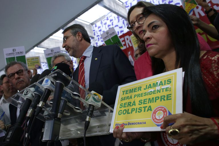 Moema Gramacho protesta contra
Michel Temer, en Brasilia, en mayo de 2016.
