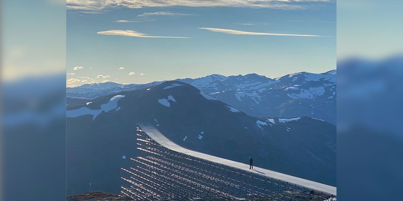 Mission Impossible 7 Set Photo muestra una loca acrobacia en lo alto de las montañas